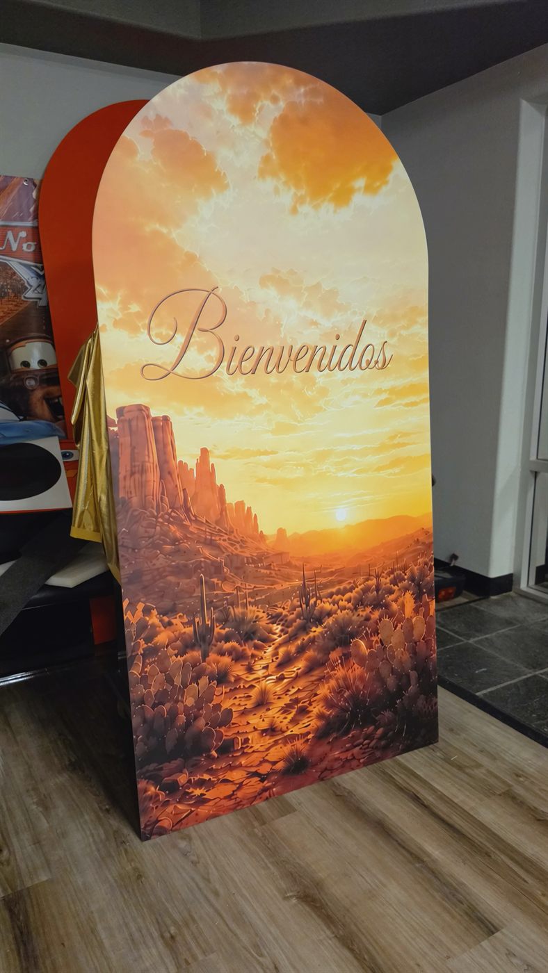 Custom Bienvenidos event backdrop by Laser Precision